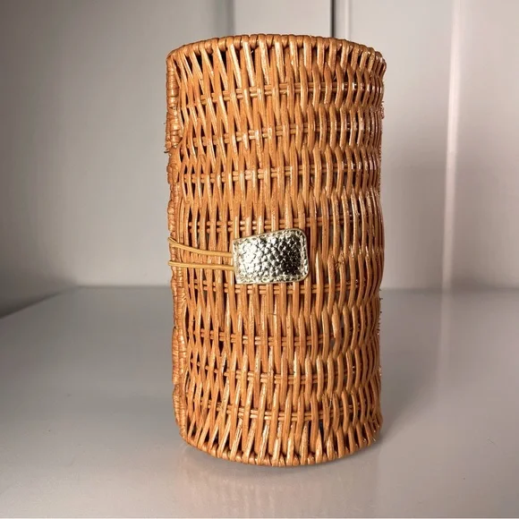 Lilly Pulitzer Rattan clutch lined in Boca Blue It's A Sailabration print - Picture 10 of 15